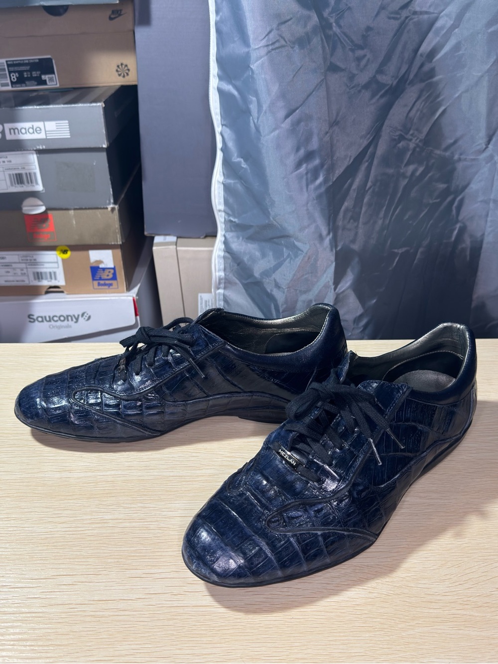 Mezlan Navy Blue Croc-Embossed Leather Lace-Up Casual Sneakers